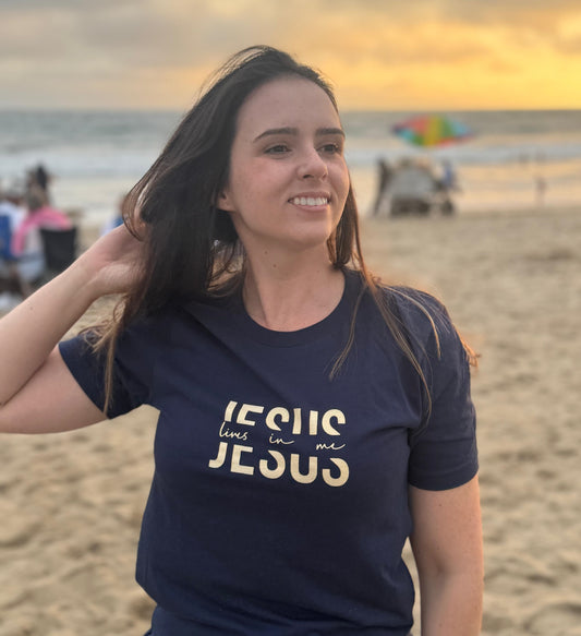 Jesus Lives in Me - Christian T-Shirt