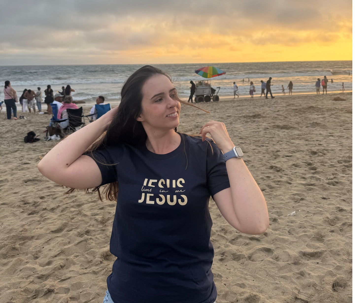 Jesus Lives in Me - Christian T-Shirt